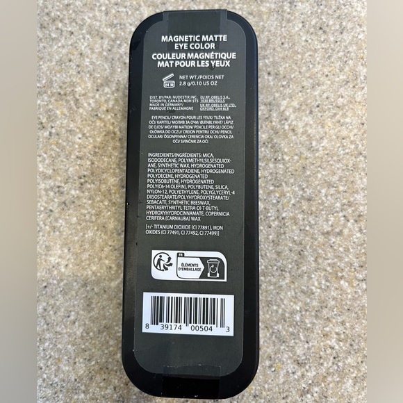 NIB - NudeStix Magnetic Eye Colour - Putty - Picture 5 of 5